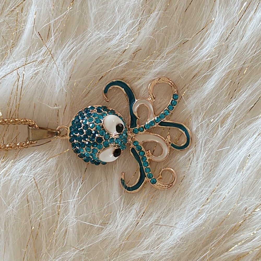 Betsey Johnson Sparkle Octopus Necklace